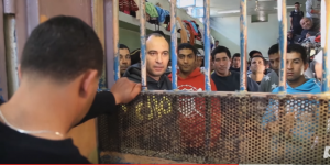Tunisie, des barreaux pour une barrette