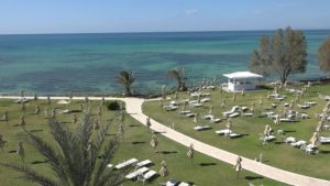 Touristes, n'abandonnez pas la Tunisie !